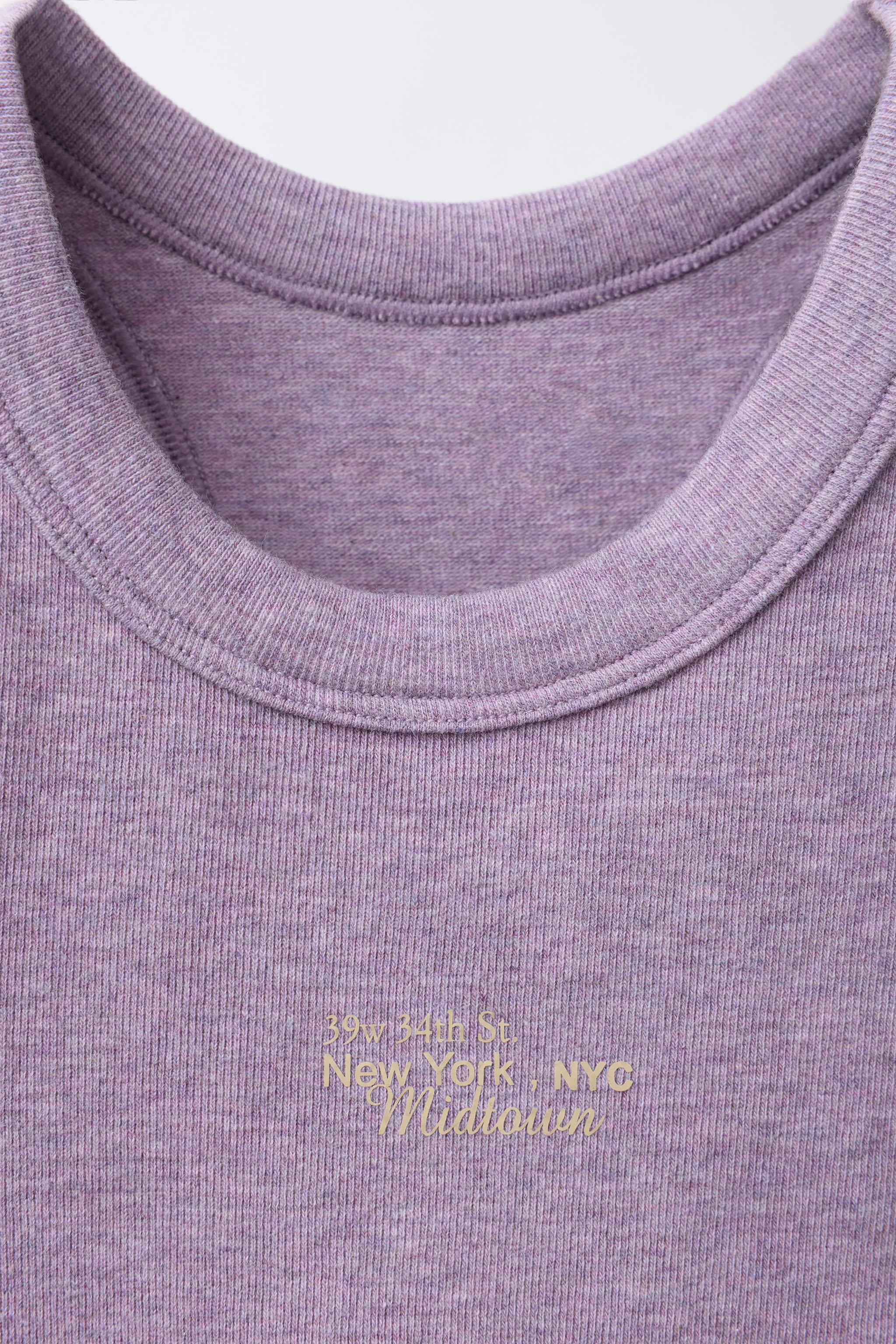 TOP COURT SANS COUTURE À INSCRIPTION